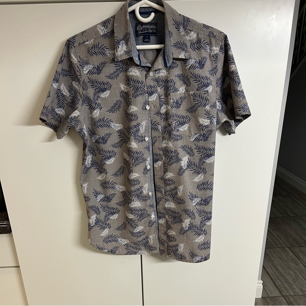 American Rag Mens Patterned Short Sleeve Shirt ,Size M - Picture 6 of 6
